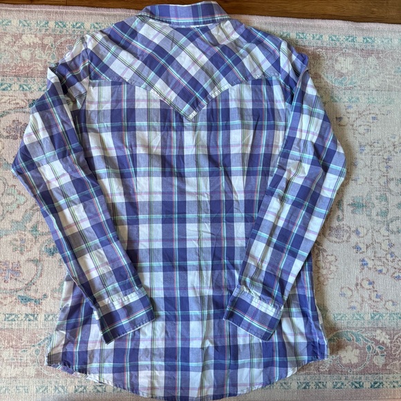 3 Wrangler buttondown shirt bundle- rodeo farm girl western country, cabin core - Picture 15 of 15